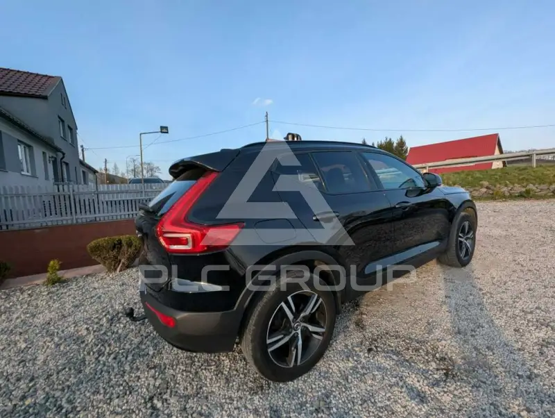 2020 Volvo XC40