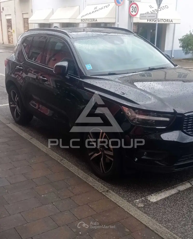 2020 Volvo XC40