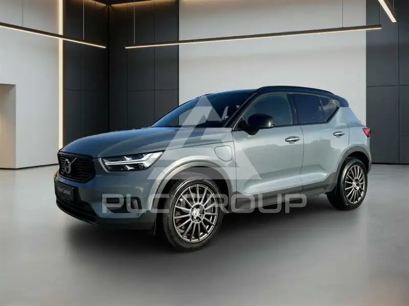 2020 Volvo XC40
