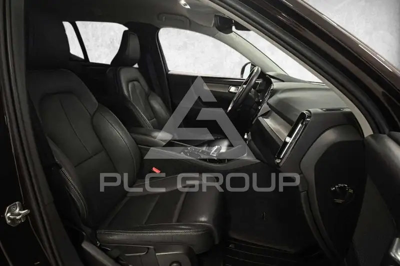 2020 Volvo XC40