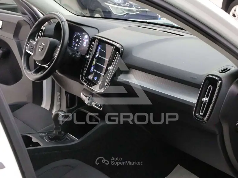 2020 Volvo XC40