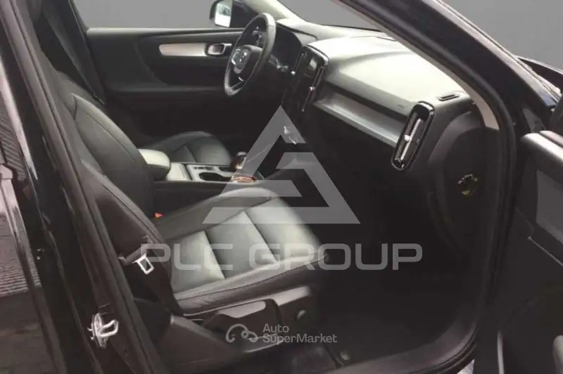 2020 Volvo XC40