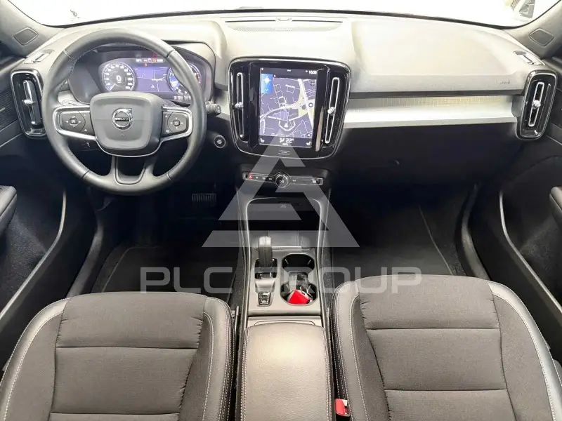 2020 Volvo XC40
