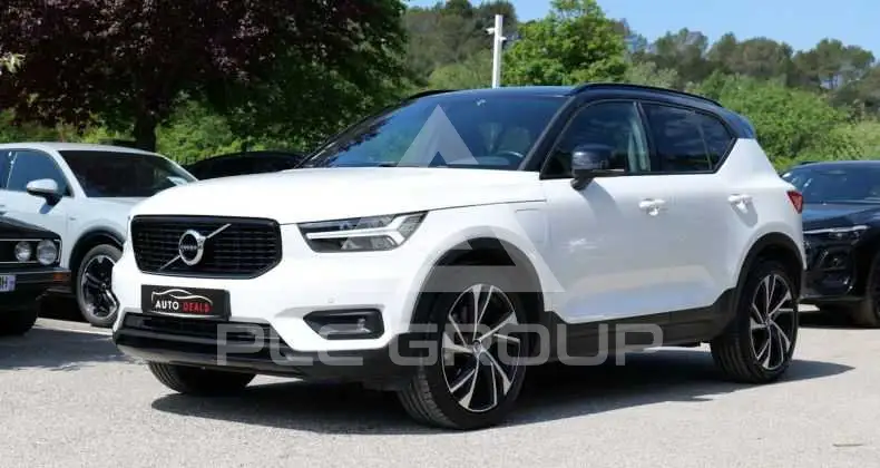 2020 Volvo XC40