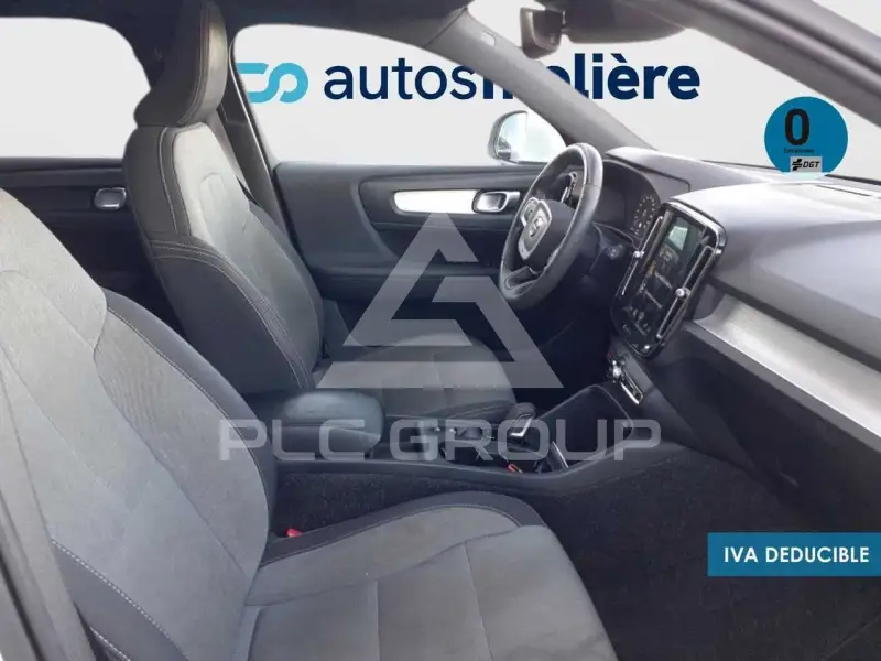 2020 Volvo XC40