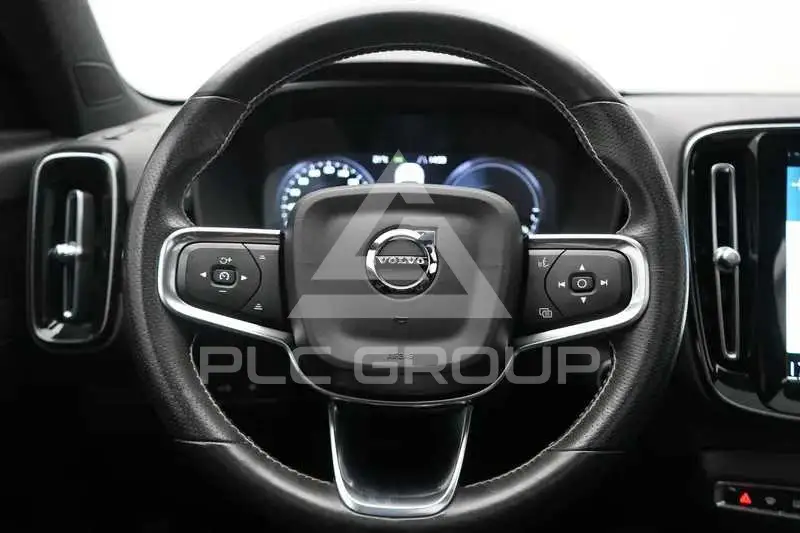 2020 Volvo XC40