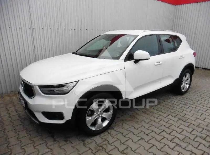 2020 Volvo XC40