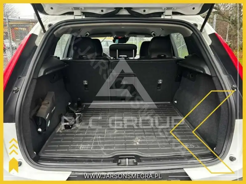 2020 Volvo XC40