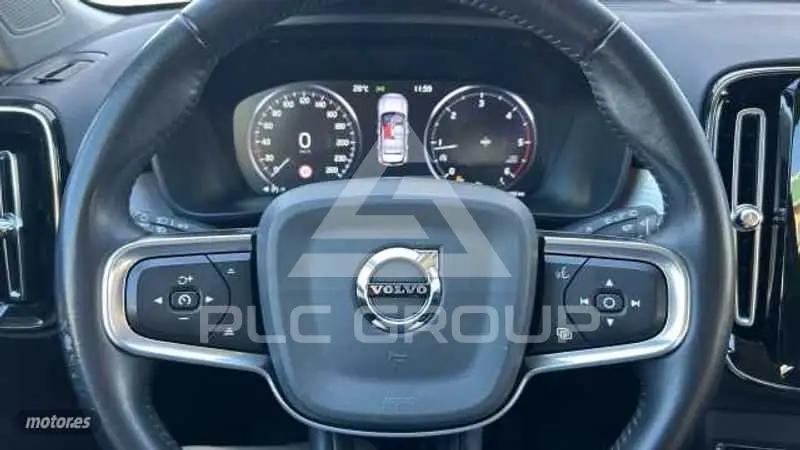 2020 Volvo XC40