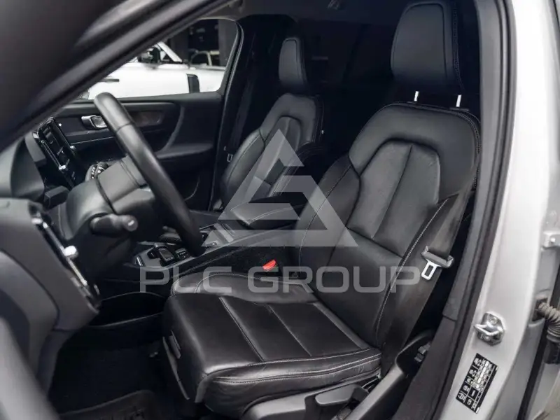 2020 Volvo XC40