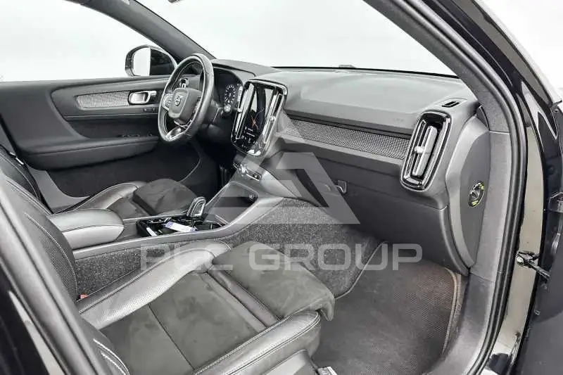 2020 Volvo XC40