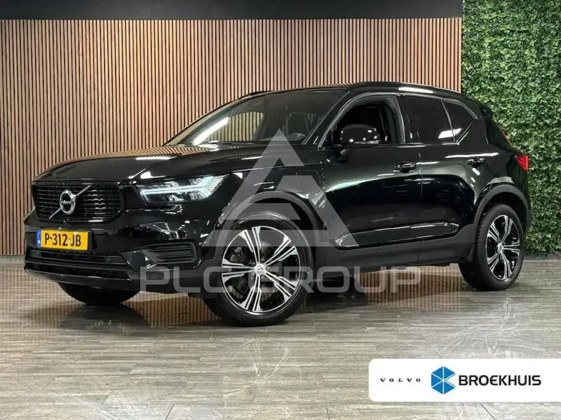 2020 Volvo XC40