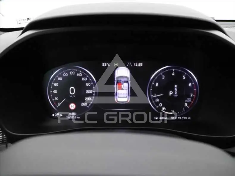 2020 Volvo XC40