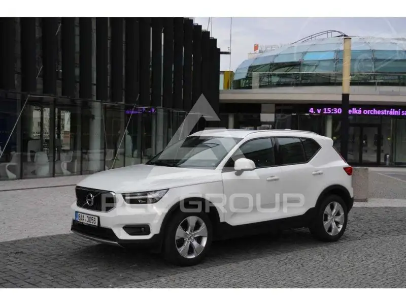 2020 Volvo XC40