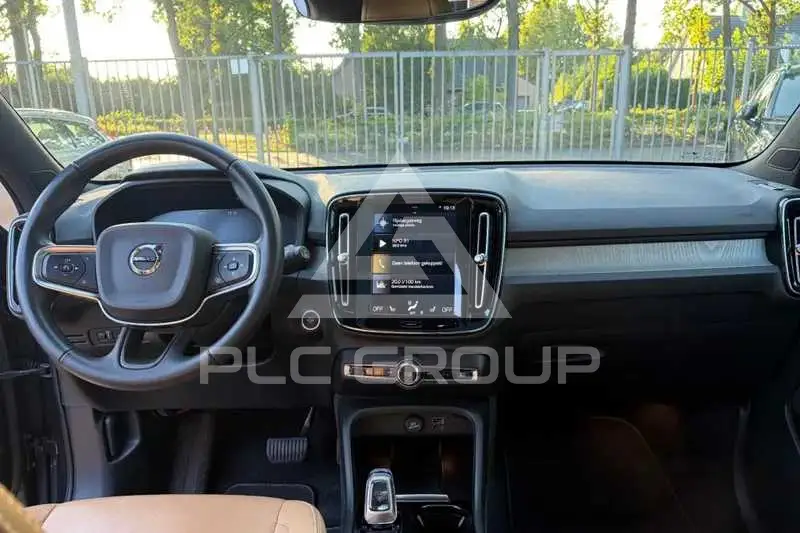 2020 Volvo XC40