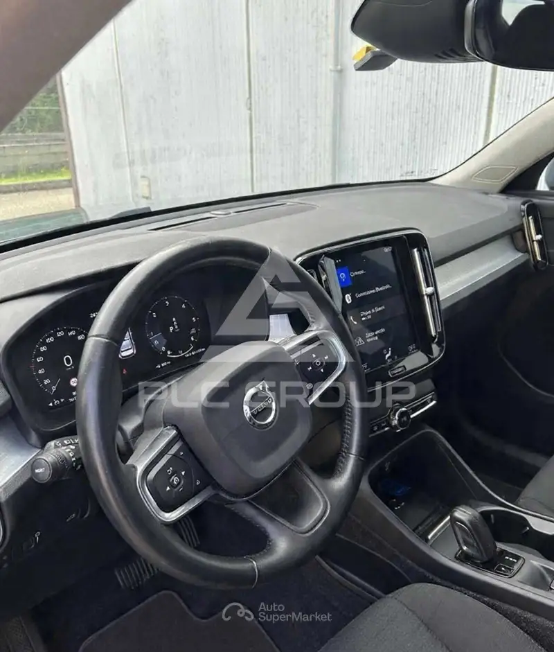 2020 Volvo XC40