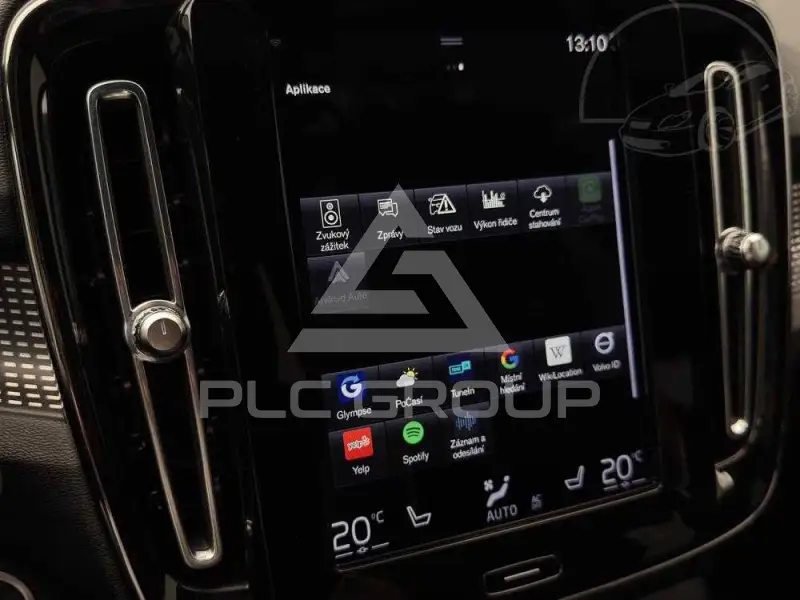 2020 Volvo XC40