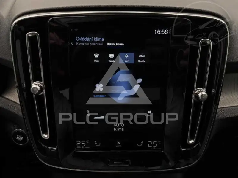 2020 Volvo XC40