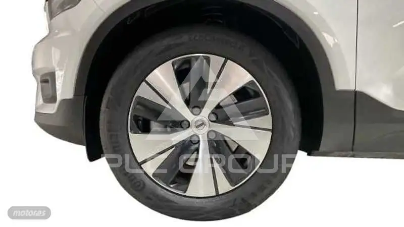 2020 Volvo XC40