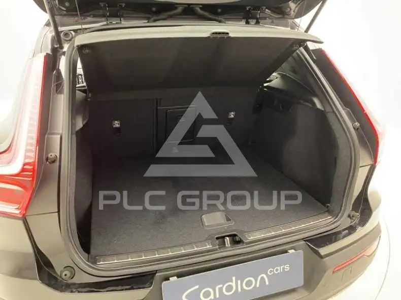 2020 Volvo XC40