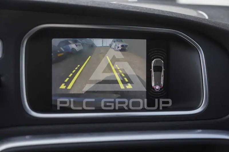 2020 Volvo V40