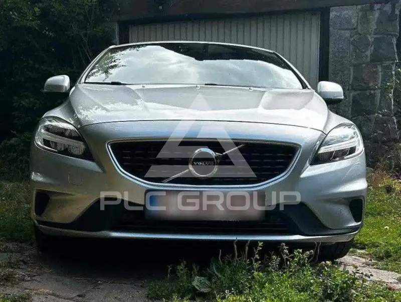 2020 Volvo V40