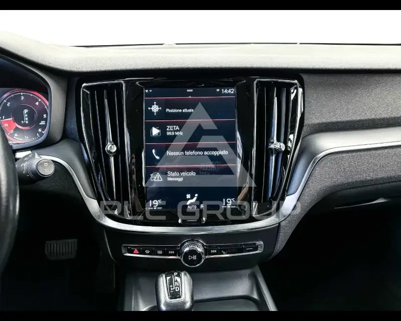 2020 Volvo V60