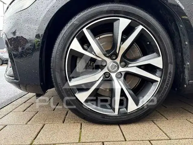 2020 Volvo V60