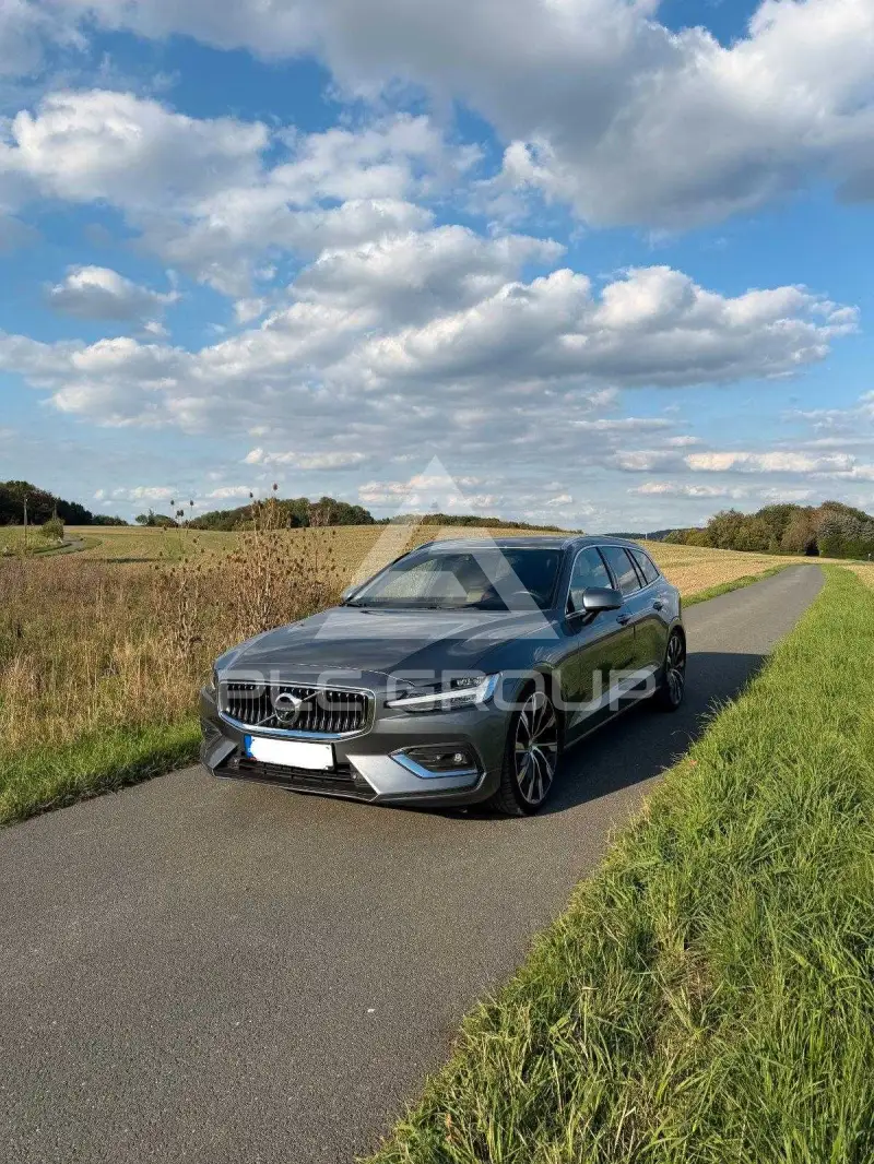 2020 Volvo V60
