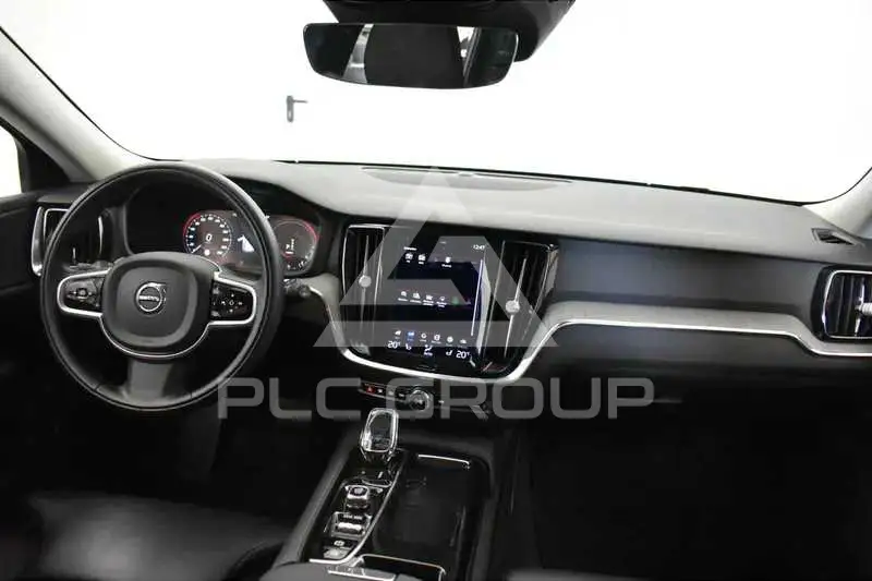 2020 Volvo V60