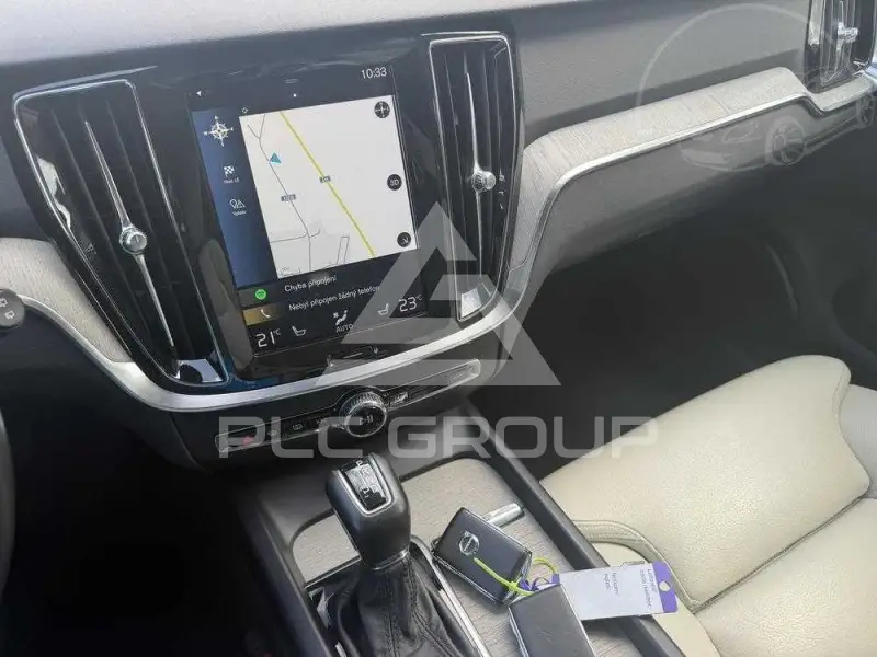 2020 Volvo V60