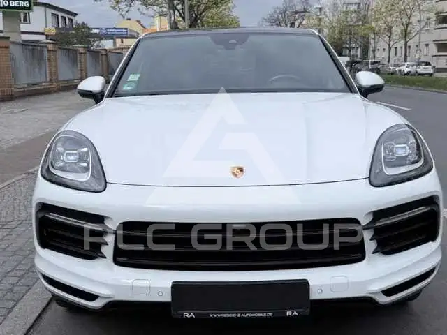 2020 Porsche CAYENNE