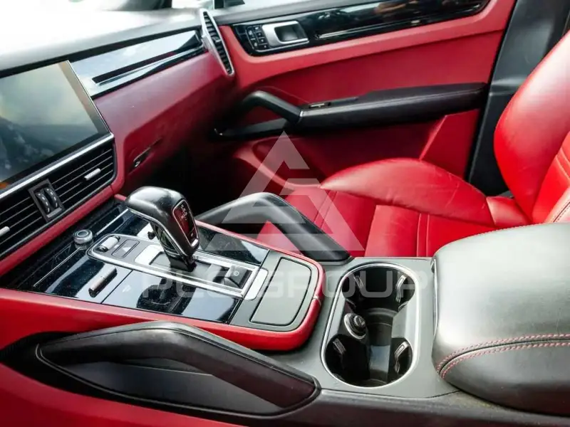 2020 Porsche Cayenne