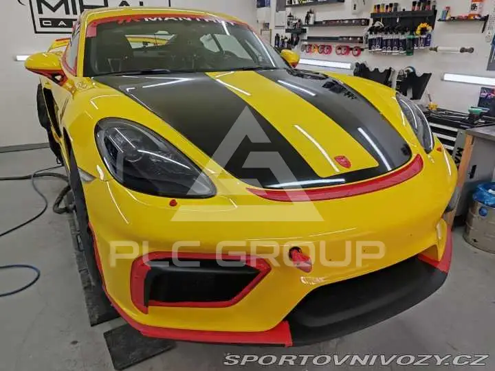 2020 Porsche Cayman
