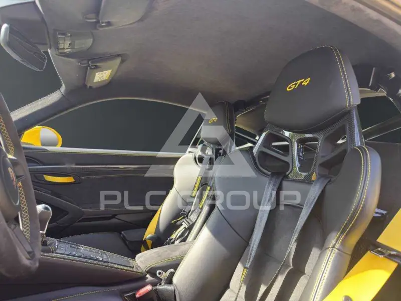 2020 Porsche Cayman