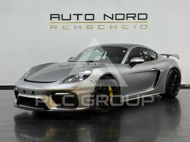 2020 Porsche Cayman