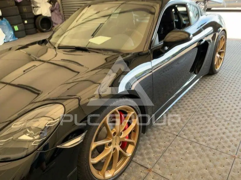 2020 Porsche Cayman
