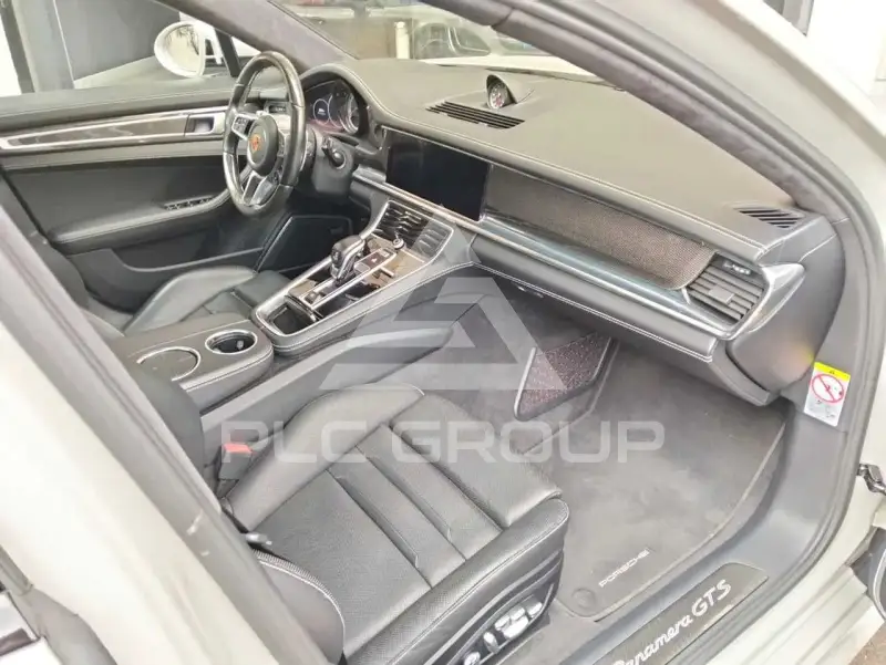 2020 Porsche Panamera