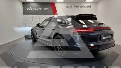 2020 Porsche Panamera