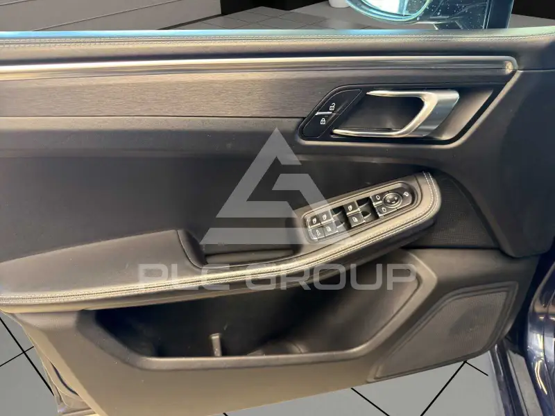 2020 Porsche MACAN