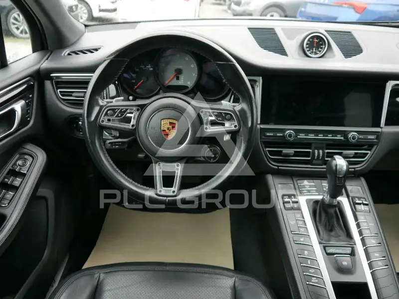 2020 Porsche MACAN
