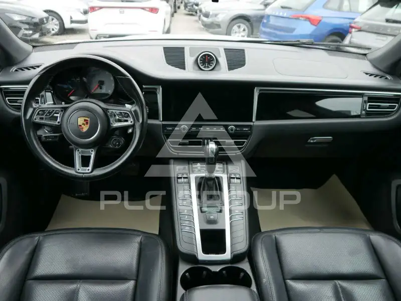 2020 Porsche MACAN