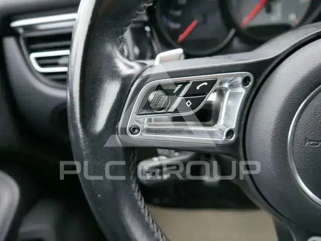 2020 Porsche MACAN