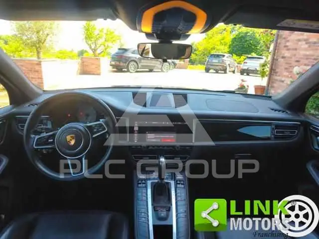 2020 Porsche MACAN