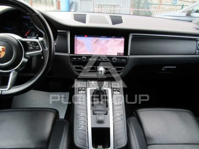 2020 Porsche MACAN