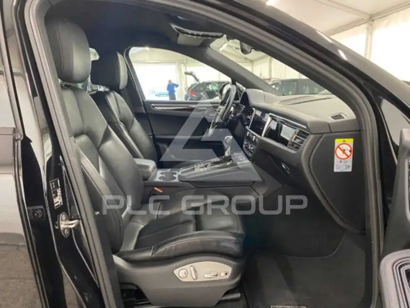 2020 Porsche MACAN