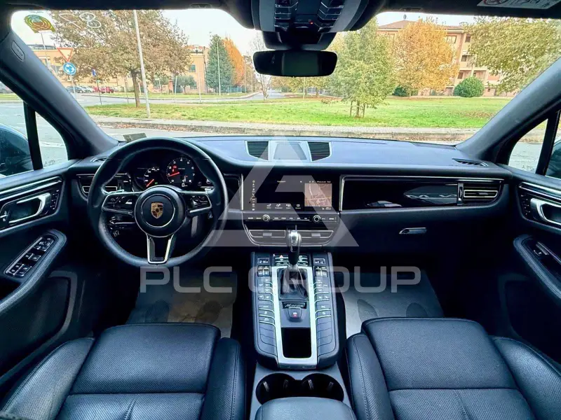 2020 Porsche MACAN