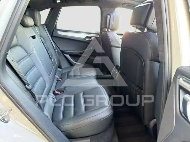 2020 Porsche MACAN
