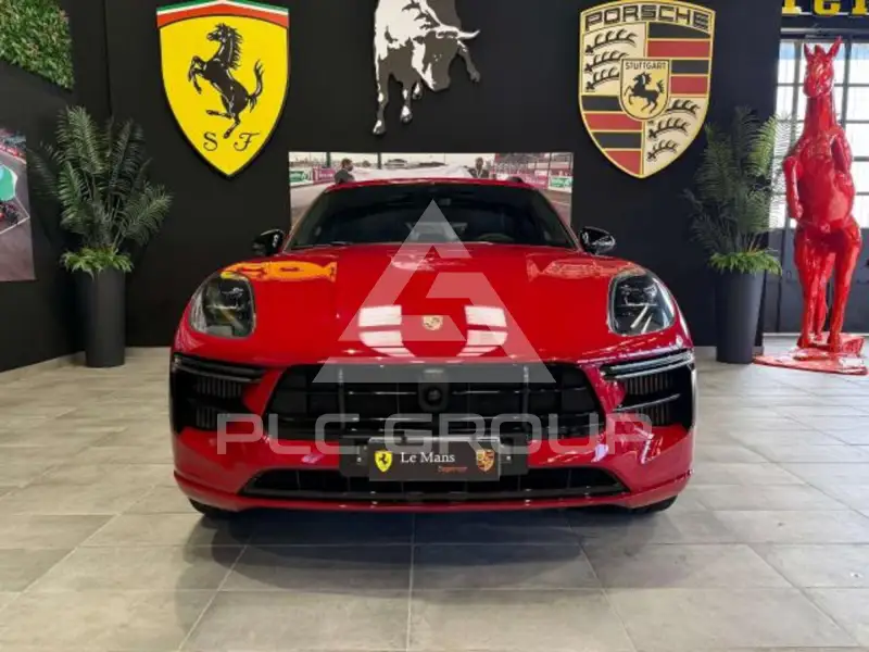 2020 Porsche MACAN