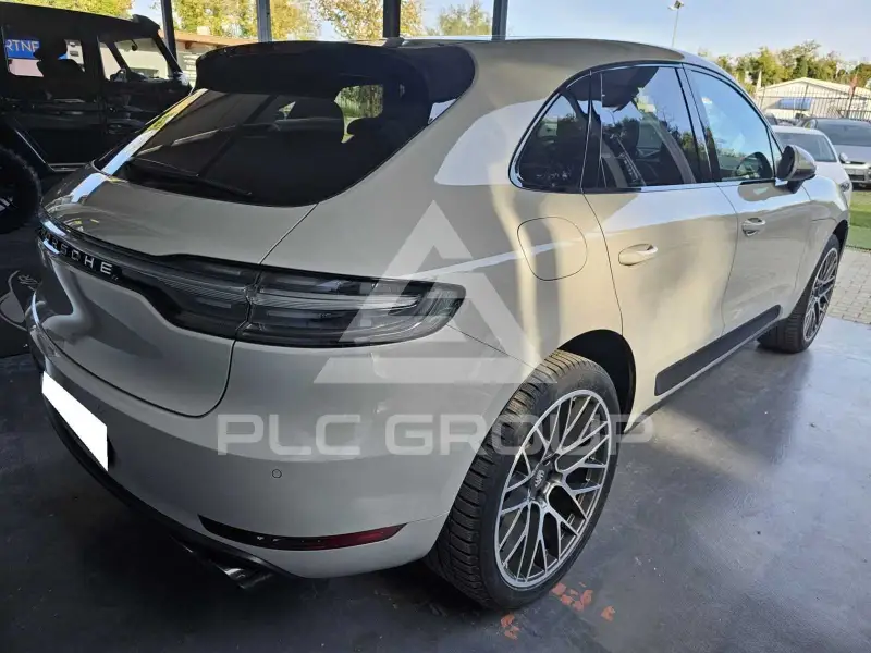 2020 Porsche MACAN